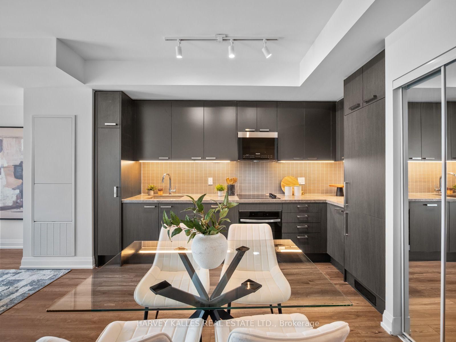 20 Soudan Avenue • #3609 • Toronto, ON photo 12