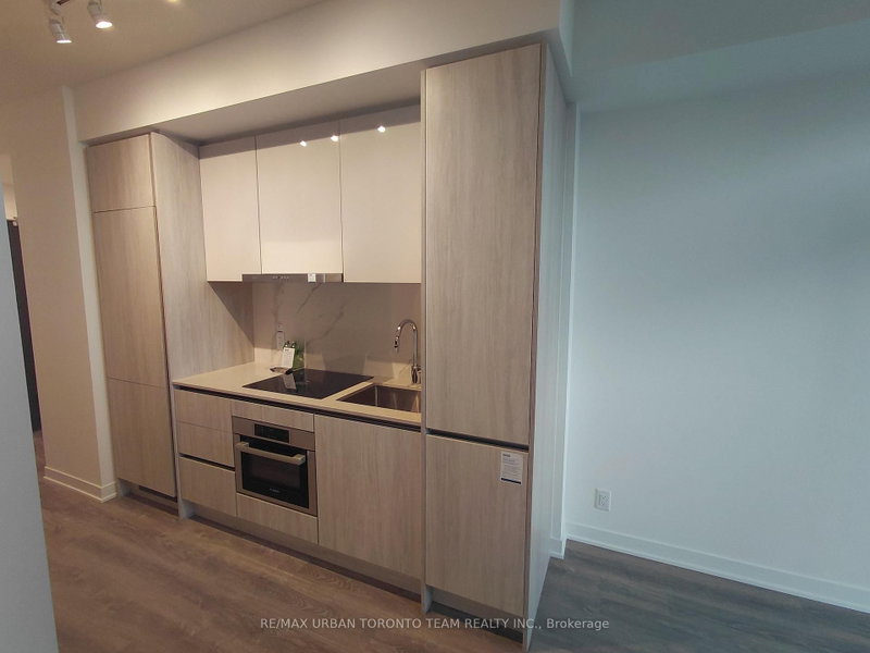 1702 - 180 Front Street E