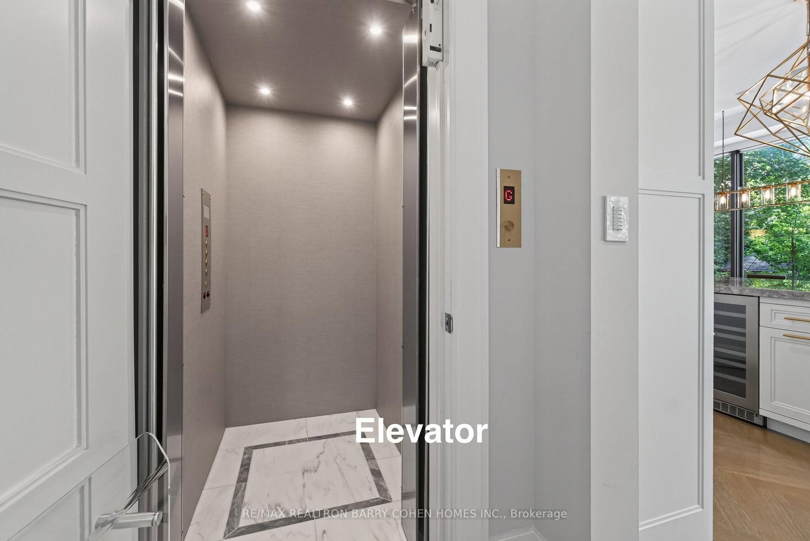 154 Yonge Boulevard • Toronto, ON photo 20