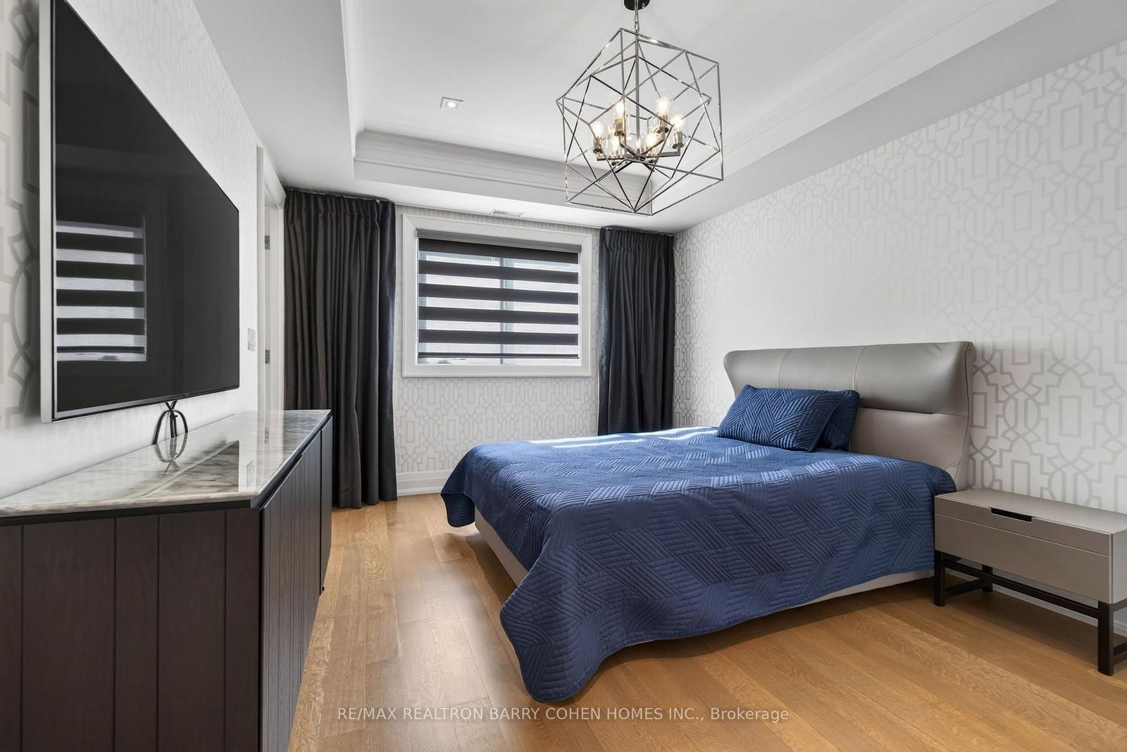 154 Yonge Boulevard • Toronto, ON photo 29