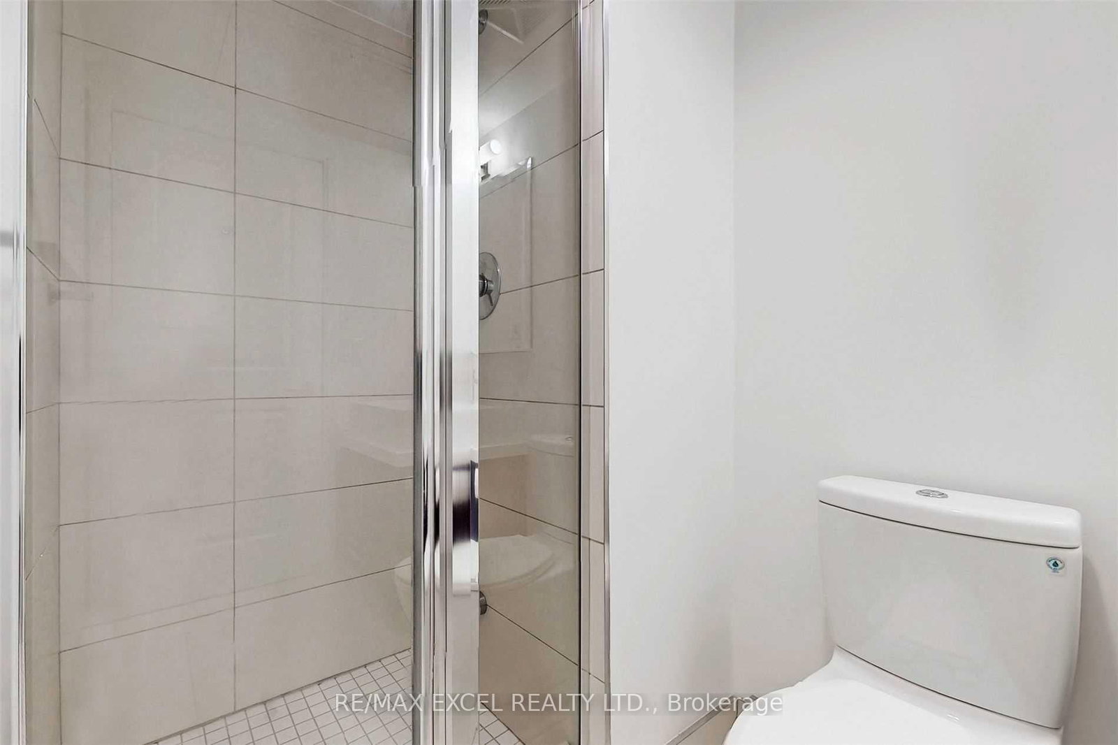 65 St Mary Street • #810 • Toronto, ON photo 19
