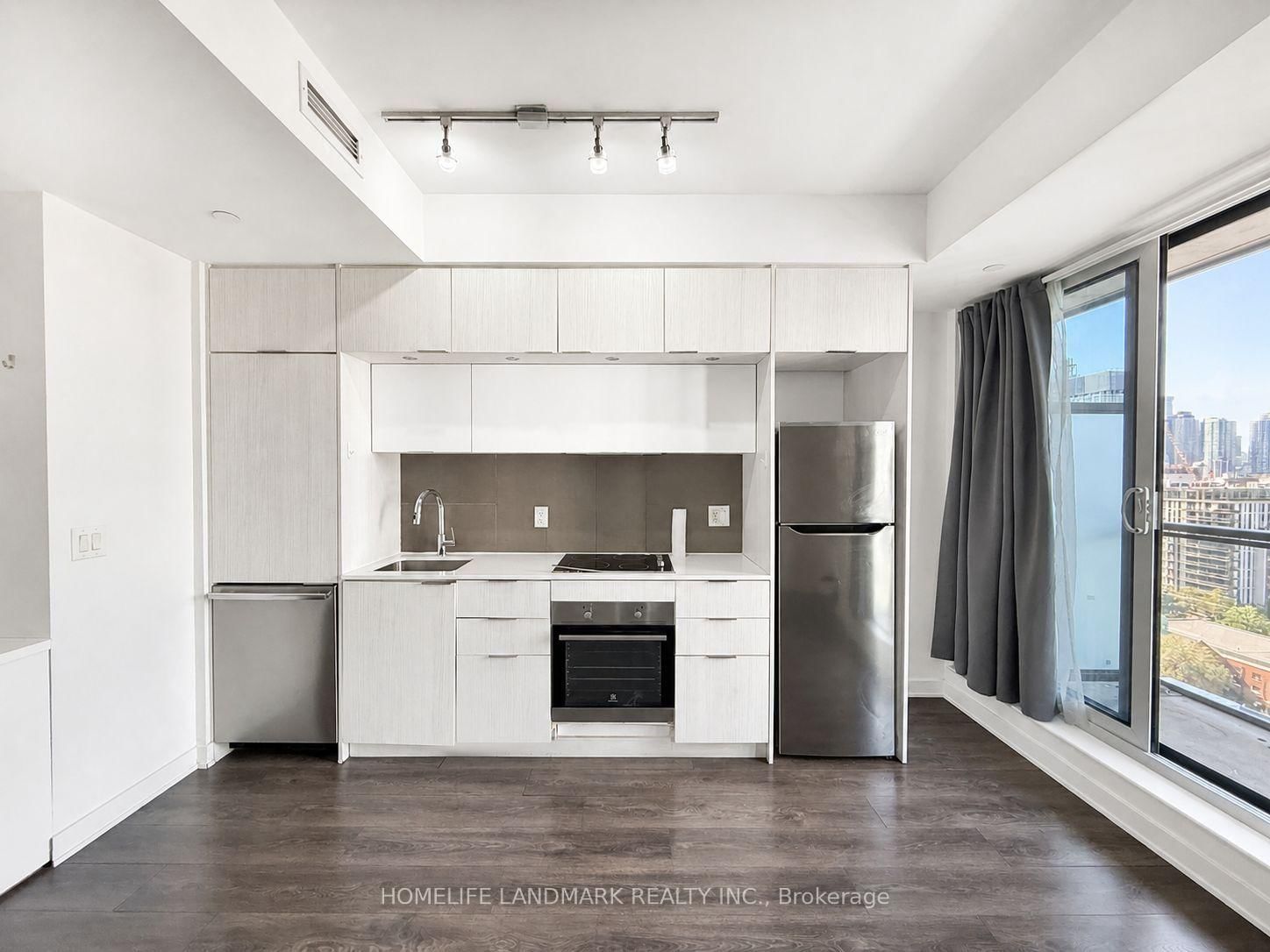 55 Regent Park Boulevard • #1711 • Toronto, ON photo 8