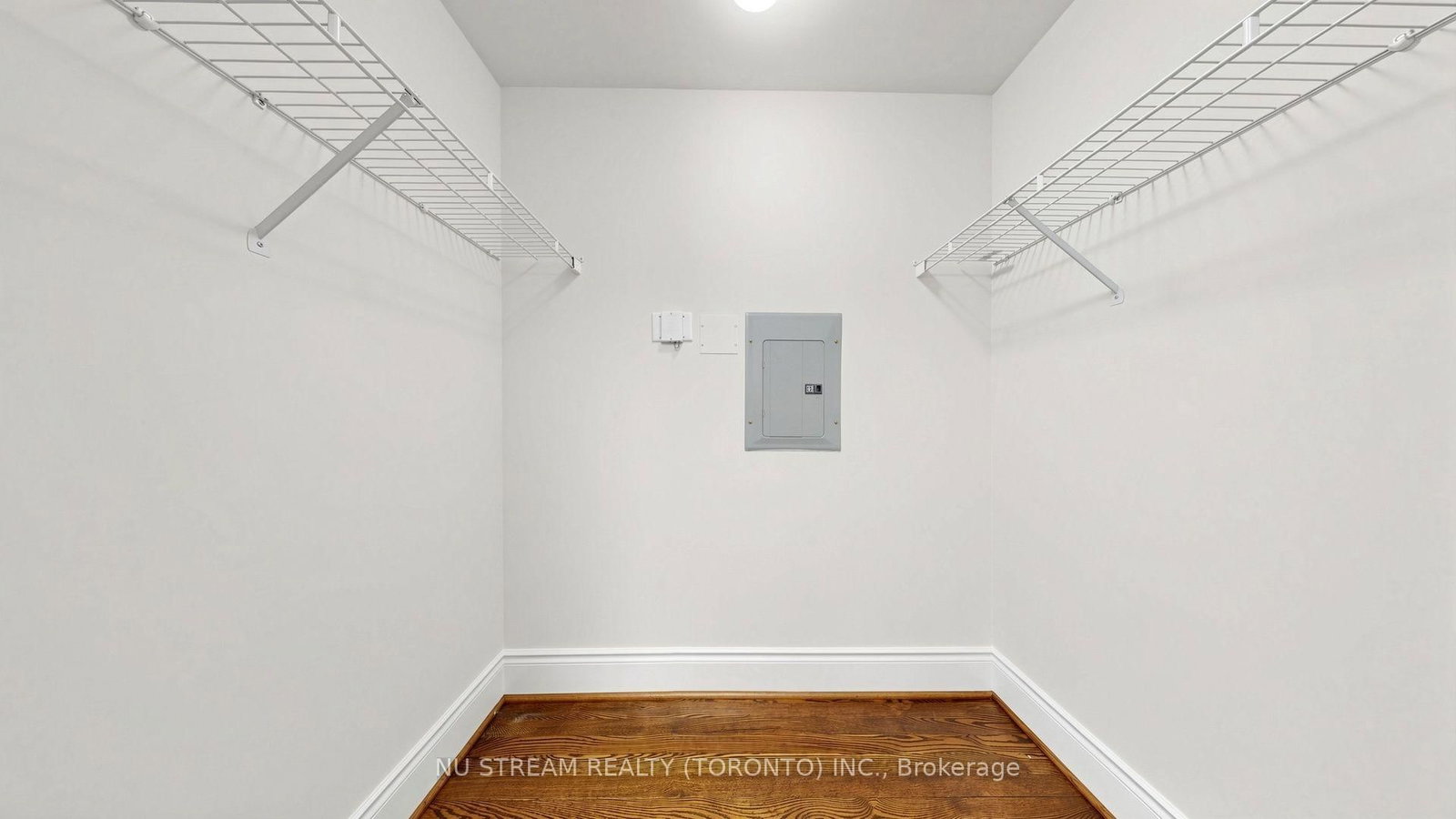 89 Skymark Drive • #2211 • Toronto, ON photo 16