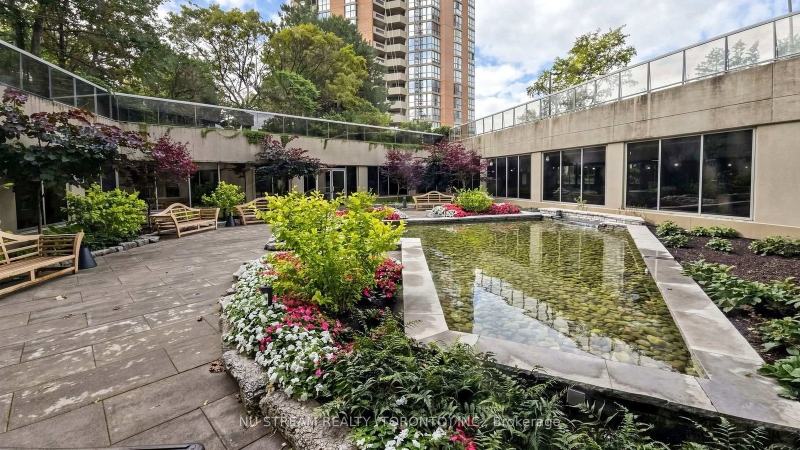 89 Skymark Drive • #2211 • Toronto, ON photo 42