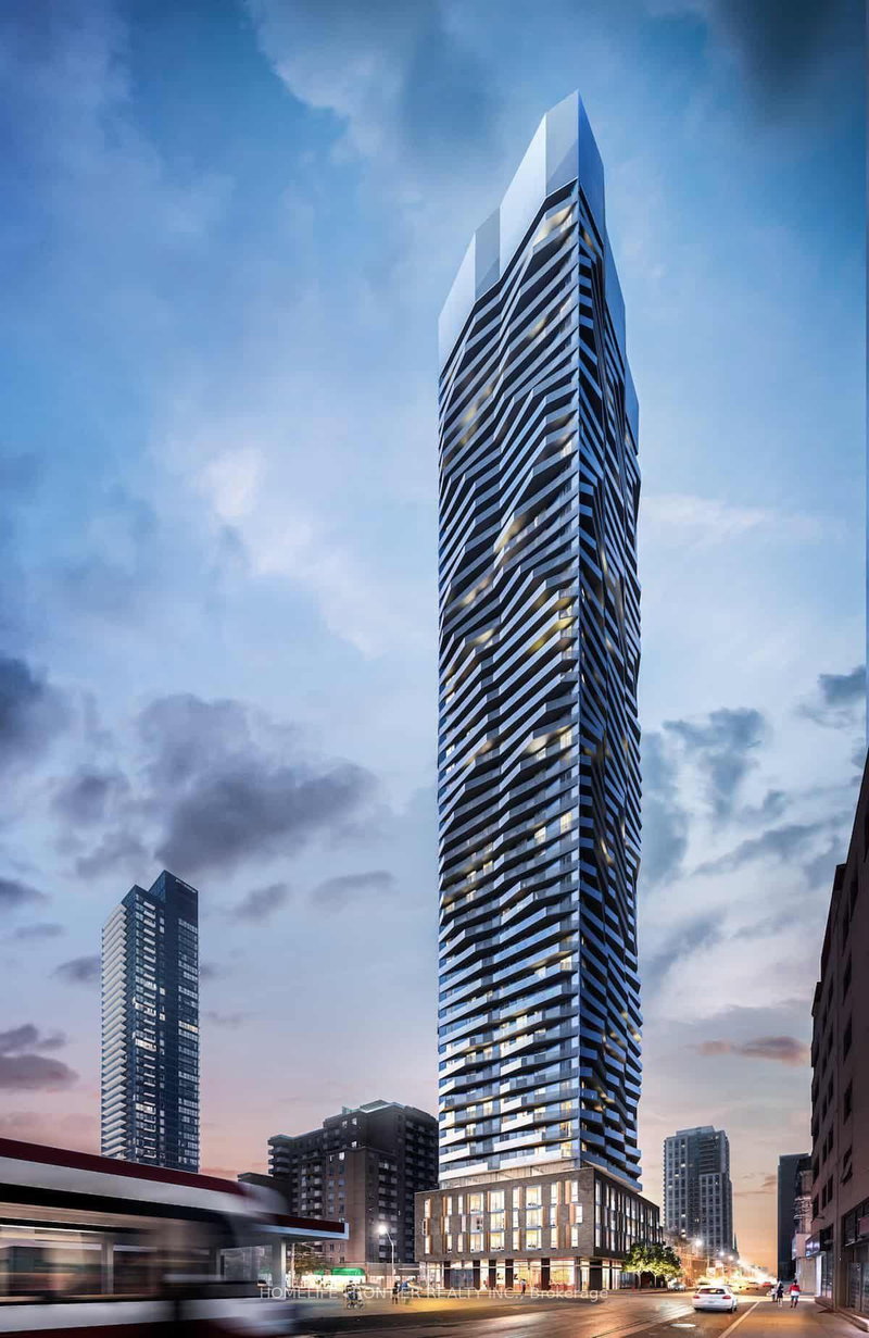 2512 - 100 Dalhousie Street W E