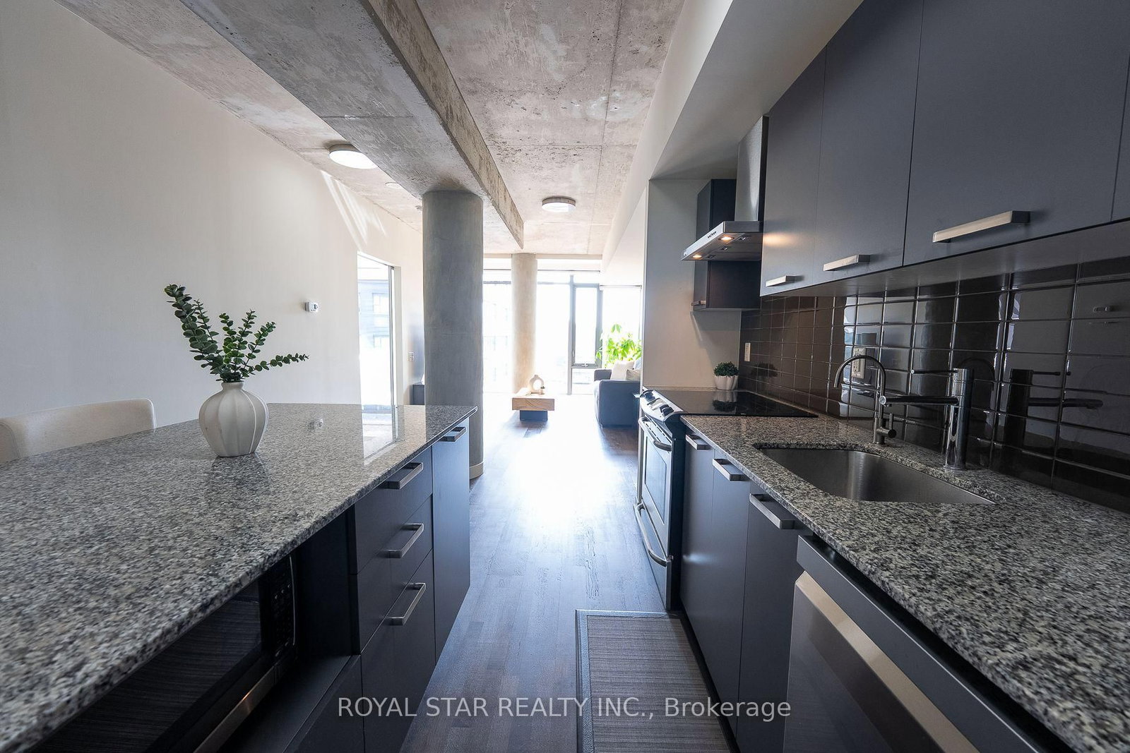 95 Bathurst Street • #623 • Toronto, ON photo 10