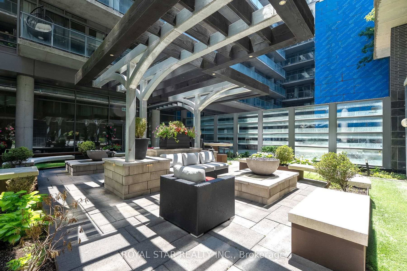 95 Bathurst Street • #623 • Toronto, ON photo 25