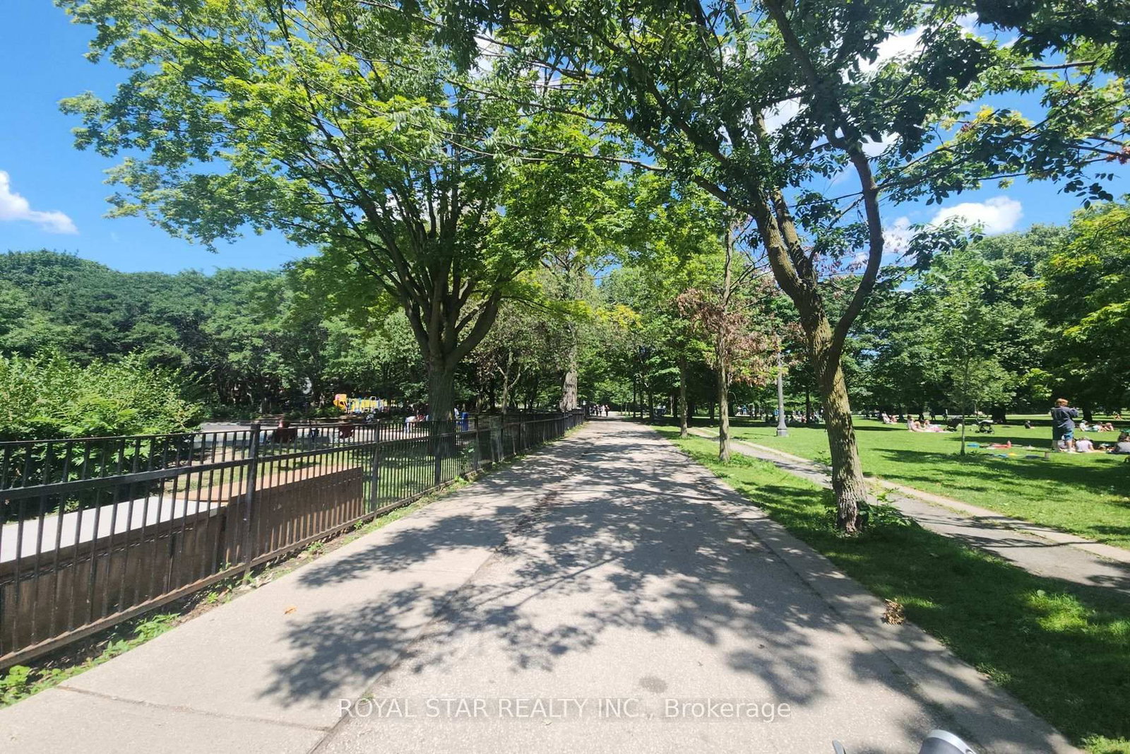 95 Bathurst Street • #623 • Toronto, ON photo 28