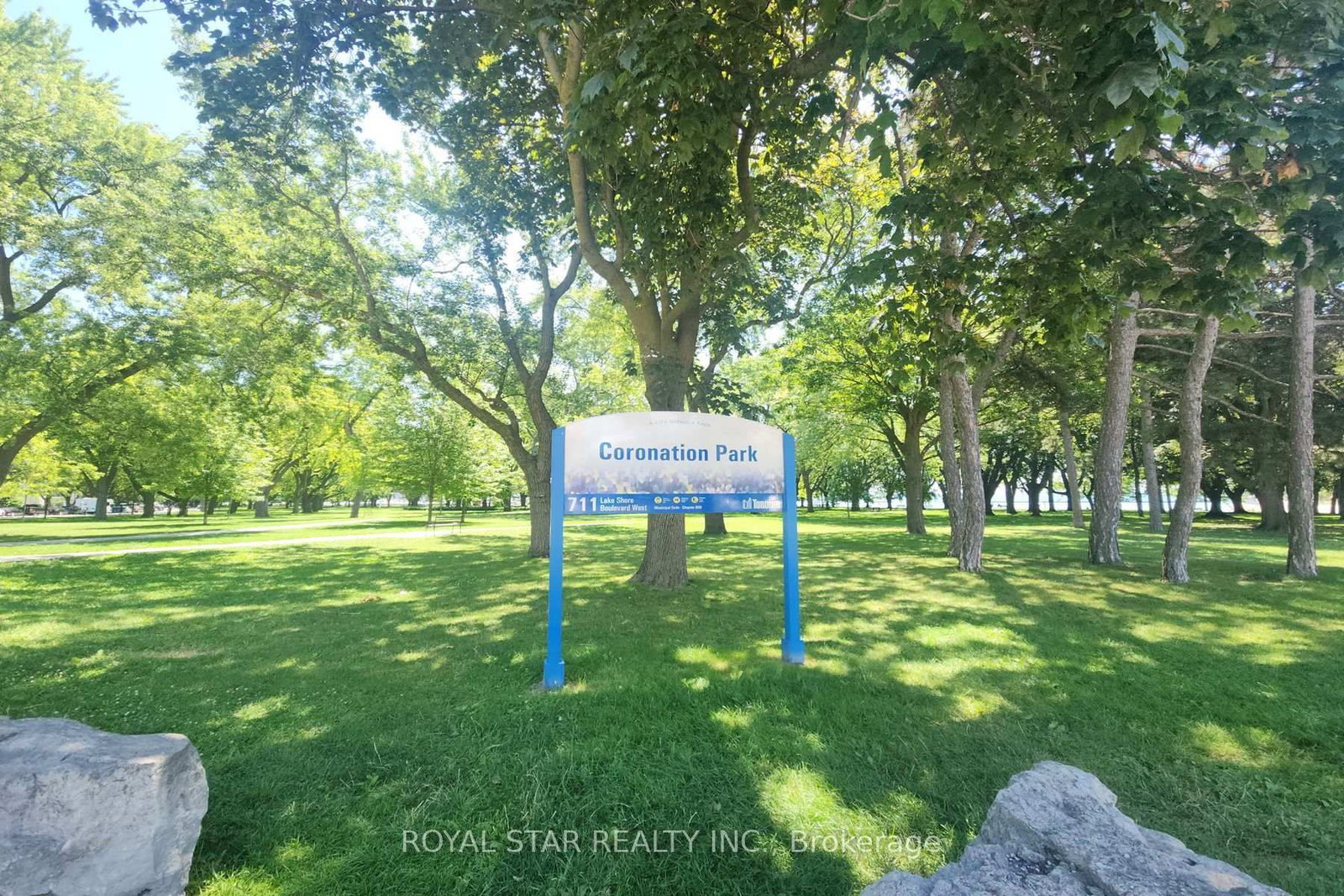 95 Bathurst Street • #623 • Toronto, ON photo 33