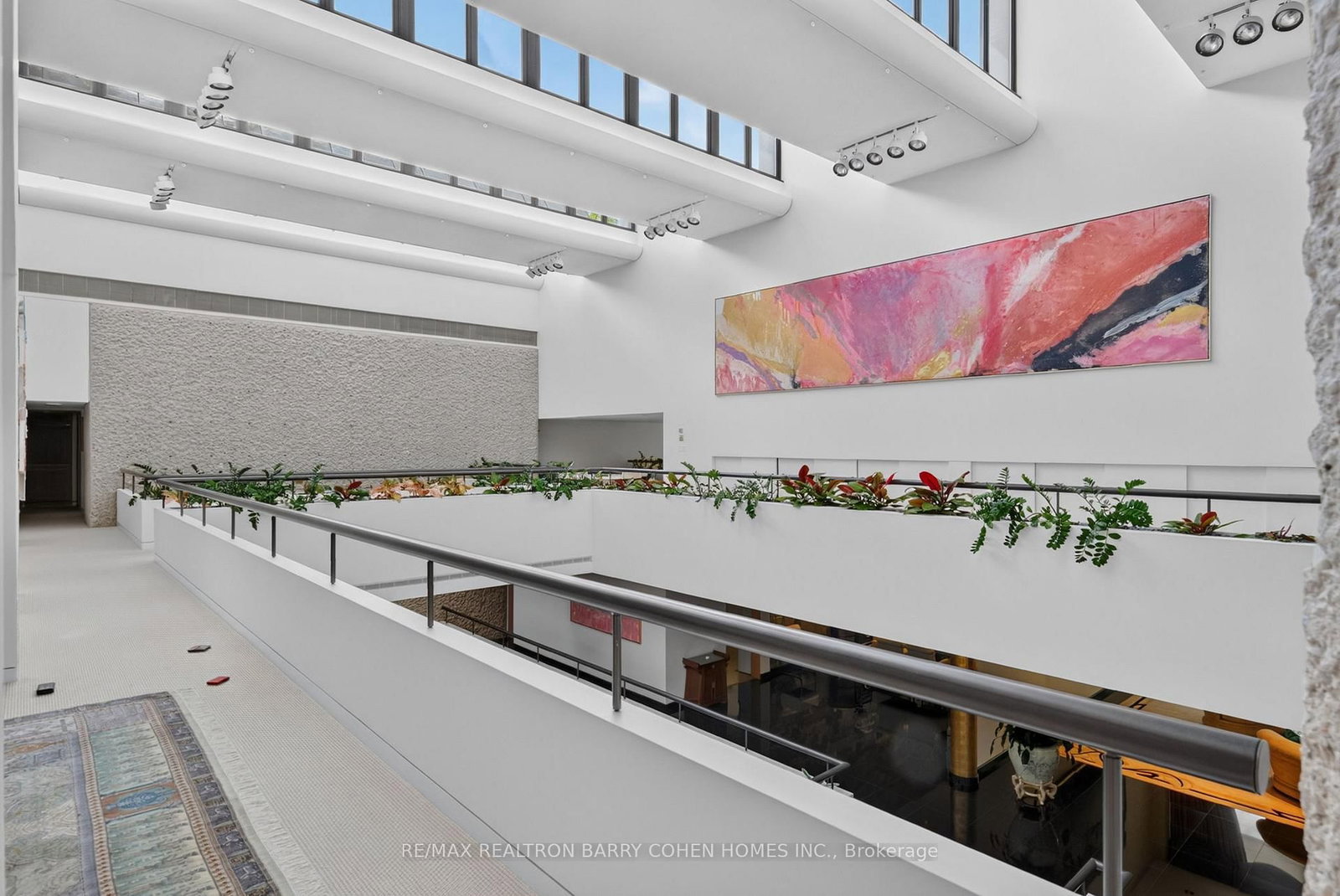 30 High Point Road • Toronto, ON photo 13