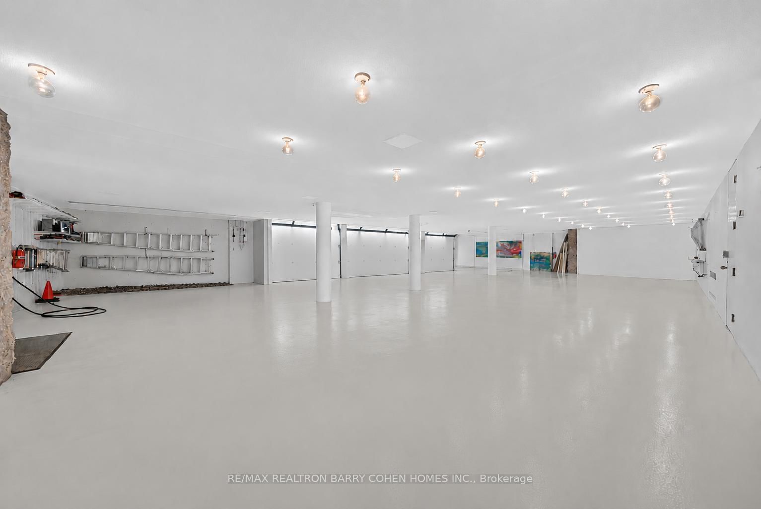 30 High Point Road • Toronto, ON photo 23