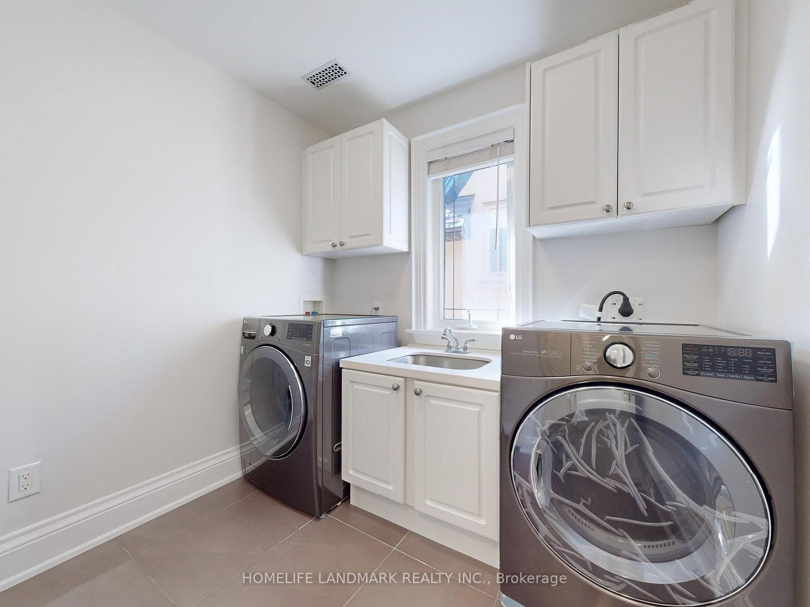 183 Byng Avenue • Toronto, ON photo 28