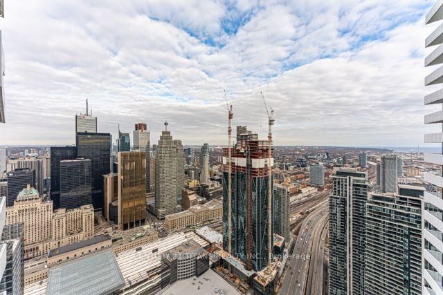 100 Harbour Street • #6606 • Toronto, ON photo 19