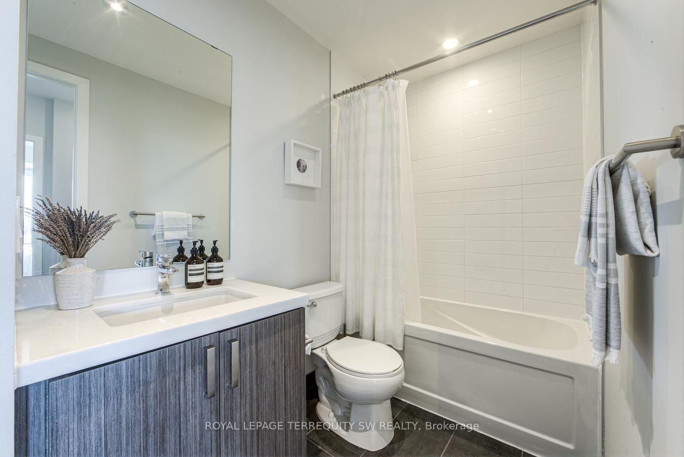 501 St. Clair Avenue W • #510 • Toronto, ON photo 12