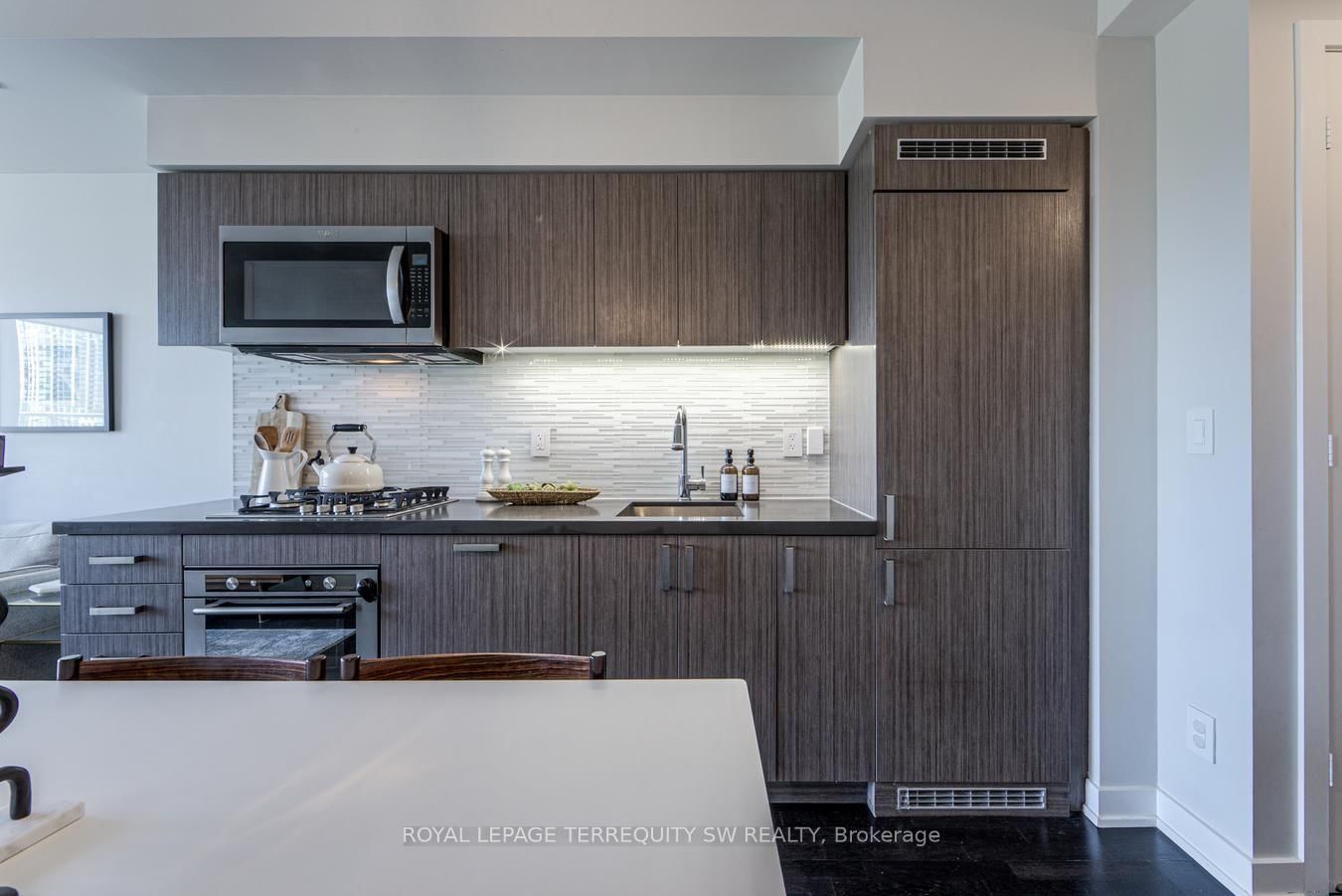 501 St. Clair Avenue W • #510 • Toronto, ON photo 25