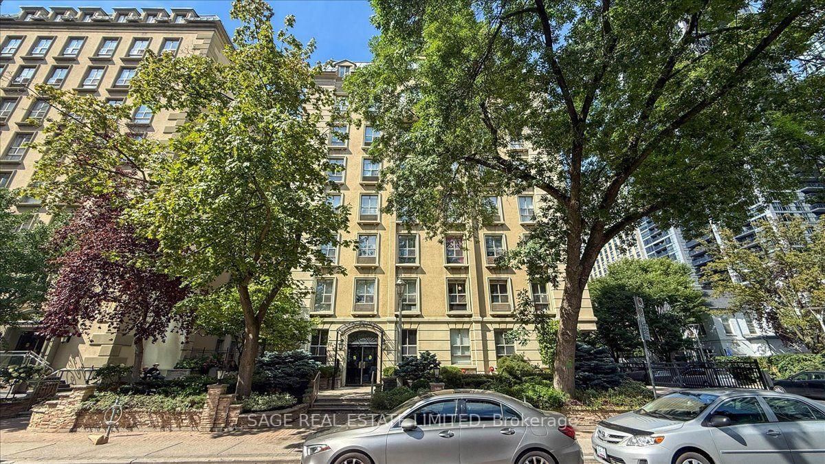 88 Charles Street E • #208 • Toronto, ON photo 2