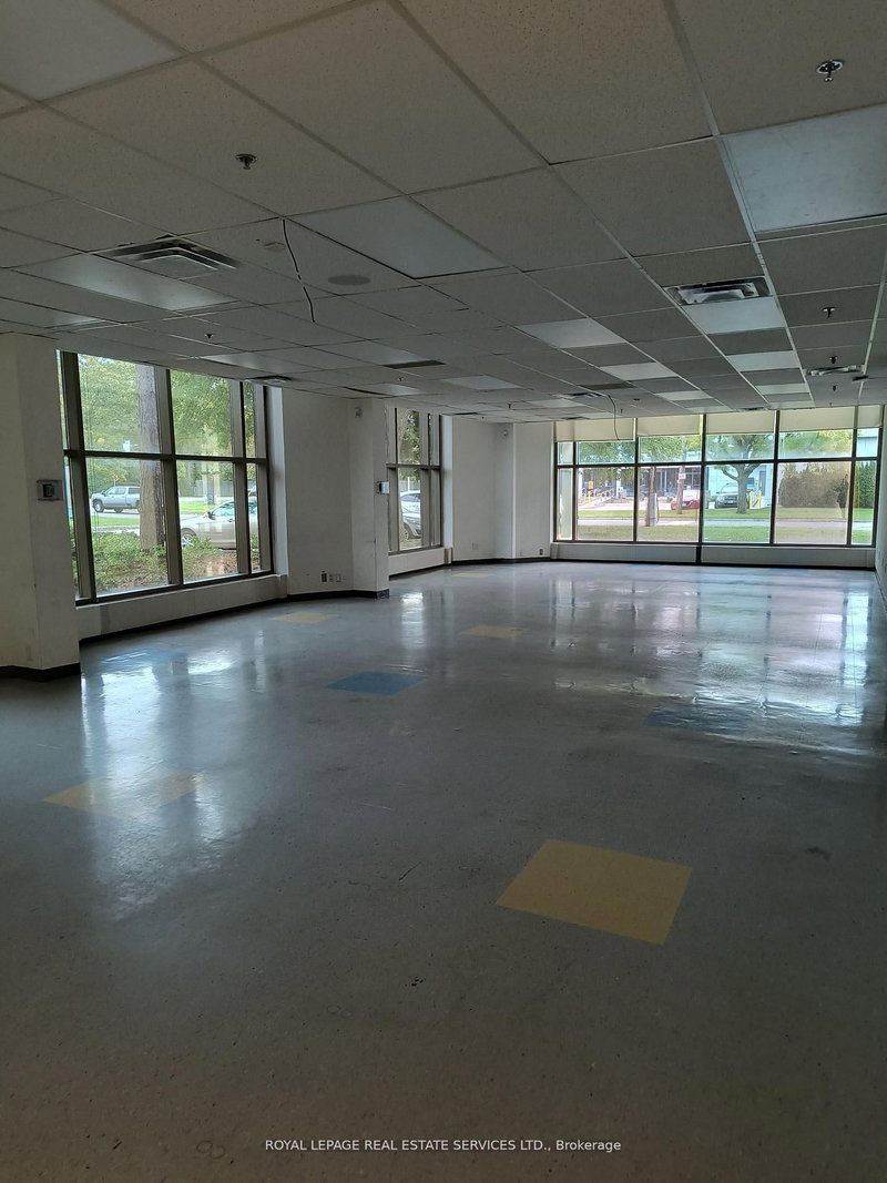1440 Don Mills Rd photo 5