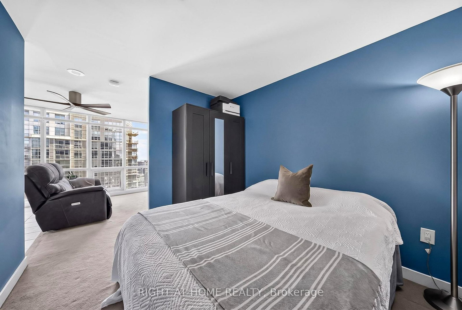 11 Brunel Court • #5509 • Toronto, ON photo 13