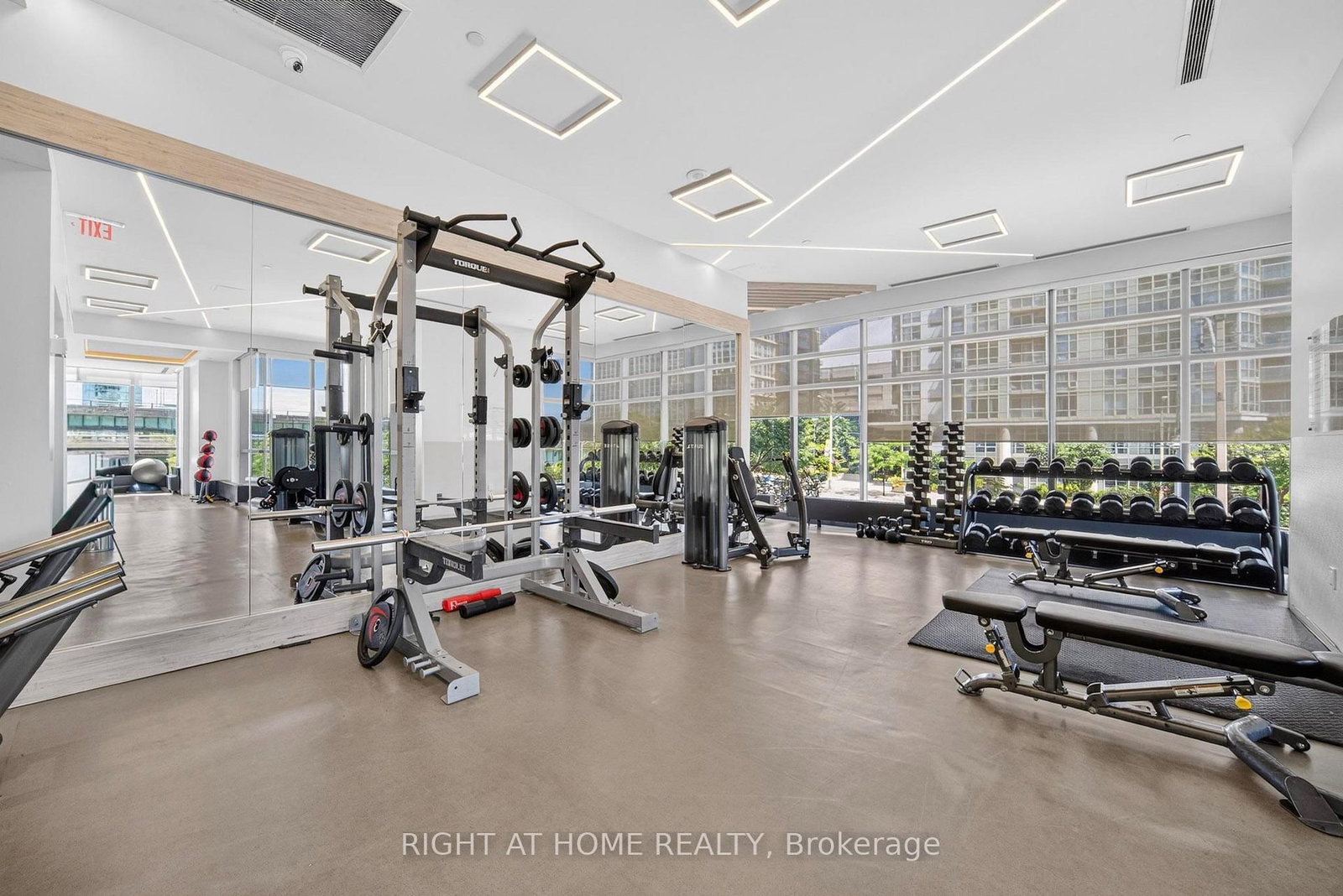 11 Brunel Court • #5509 • Toronto, ON photo 19