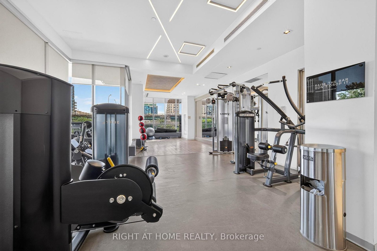 11 Brunel Court • #5509 • Toronto, ON photo 20