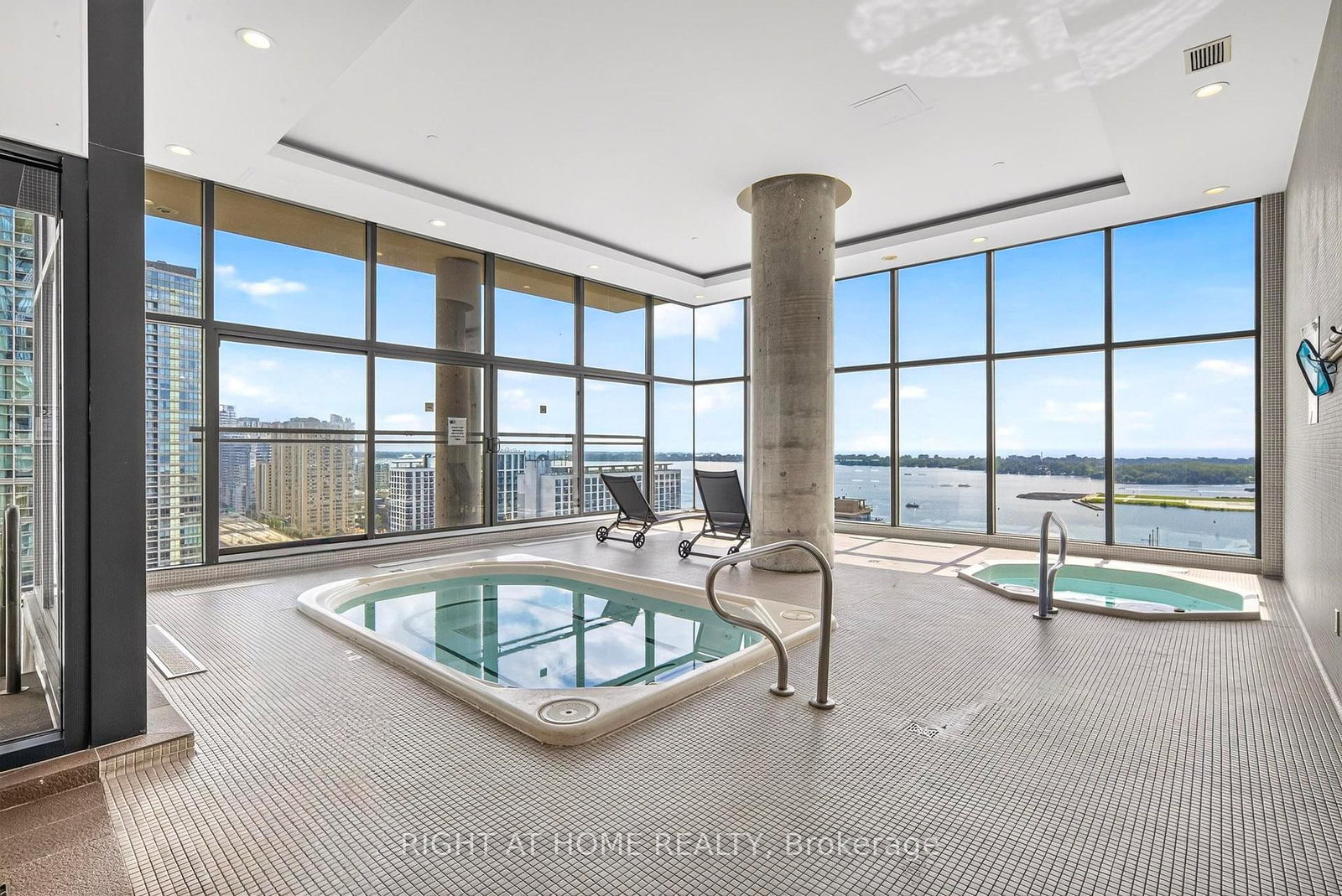 11 Brunel Court • #5509 • Toronto, ON photo 22