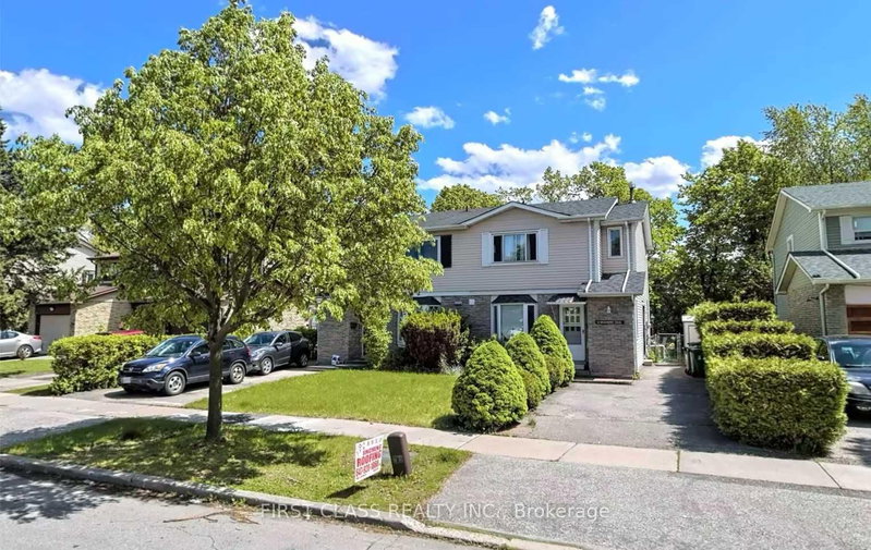 53 Hollyberry Trail