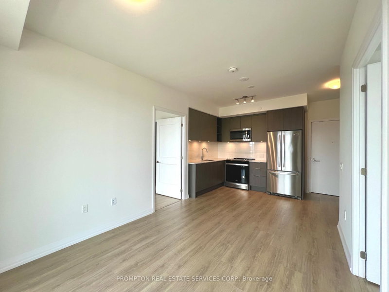 25 Holly St photo 5
