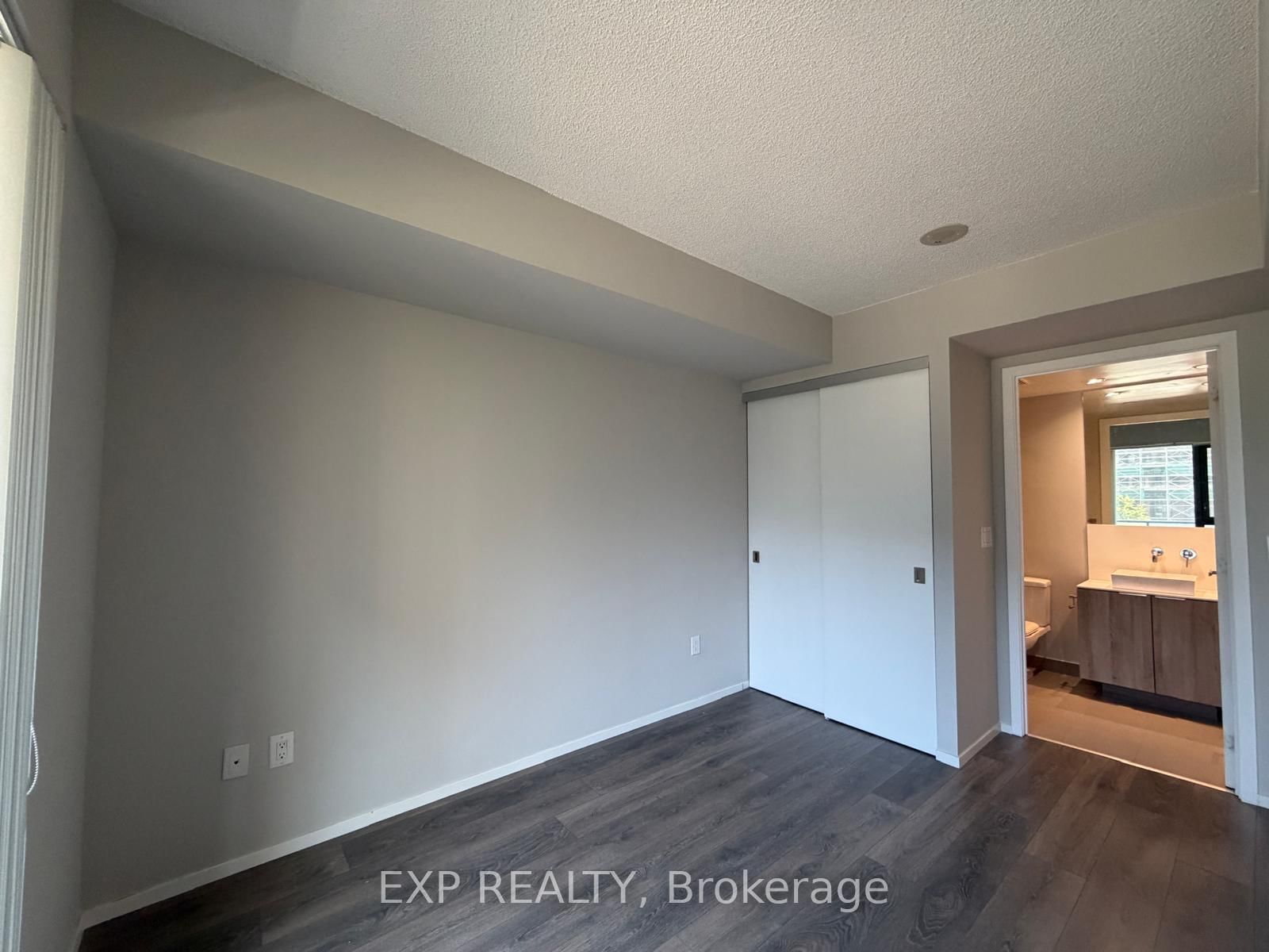 159 Dundas Street E • #512 • Toronto, ON photo 13