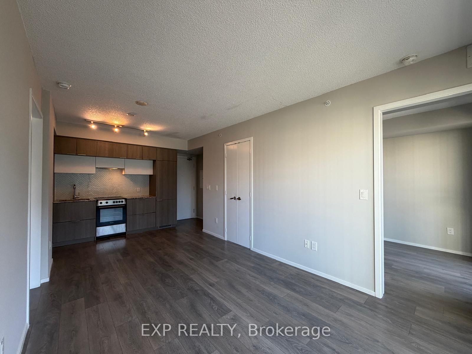 159 Dundas Street E • #512 • Toronto, ON photo 17