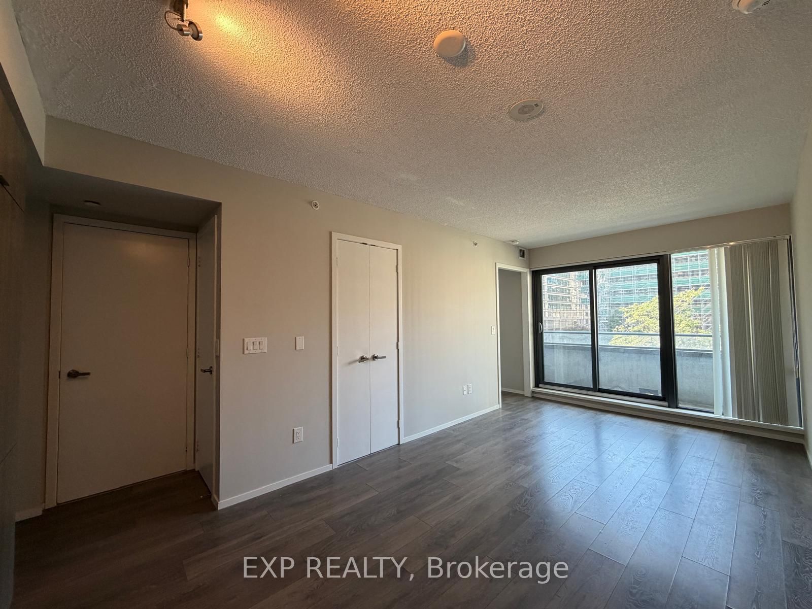 159 Dundas Street E • #512 • Toronto, ON photo 6