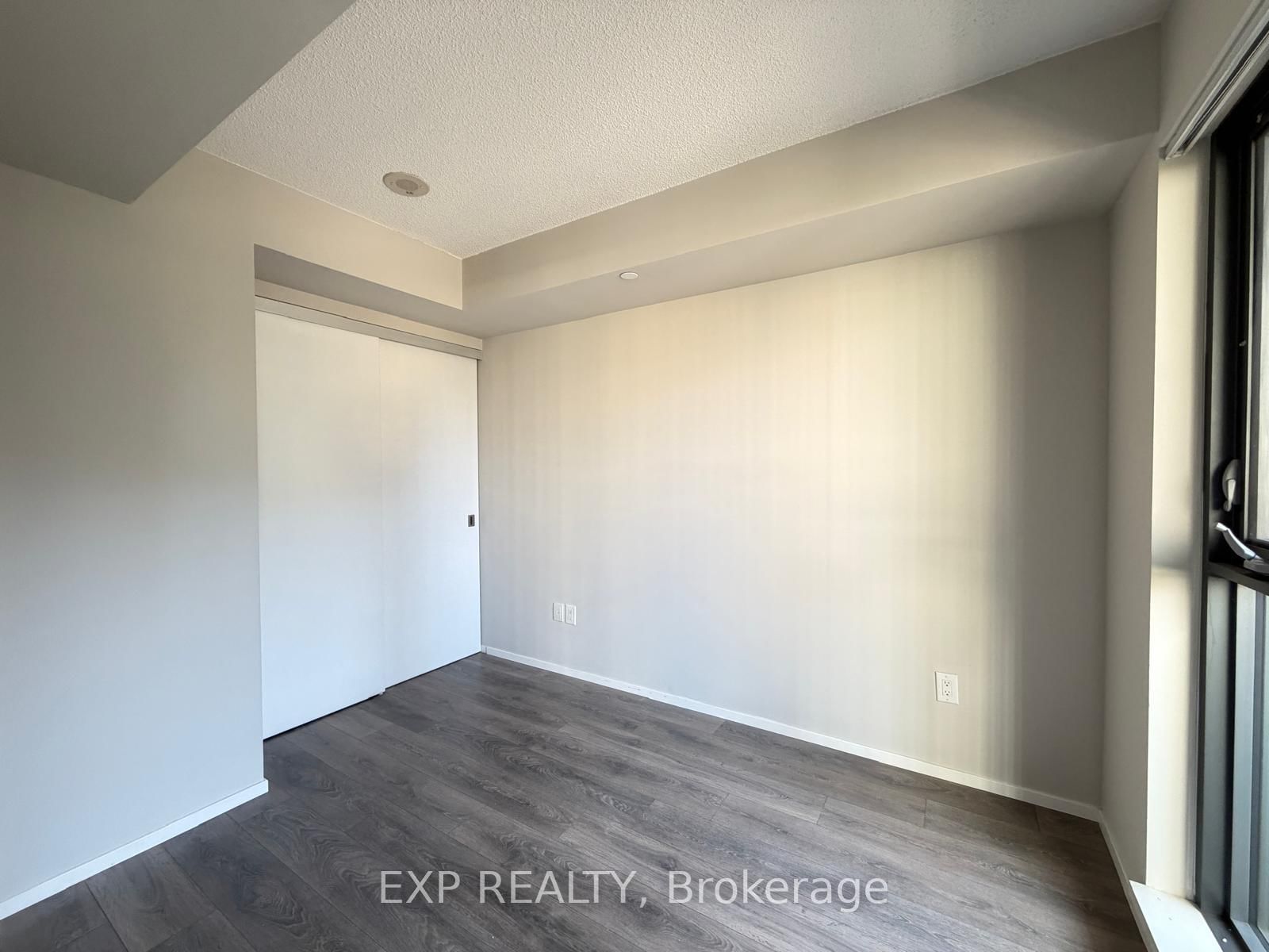 159 Dundas Street E • #512 • Toronto, ON photo 8