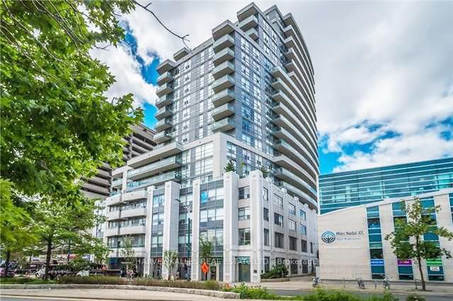 1306 - 736 Spadina Avenue