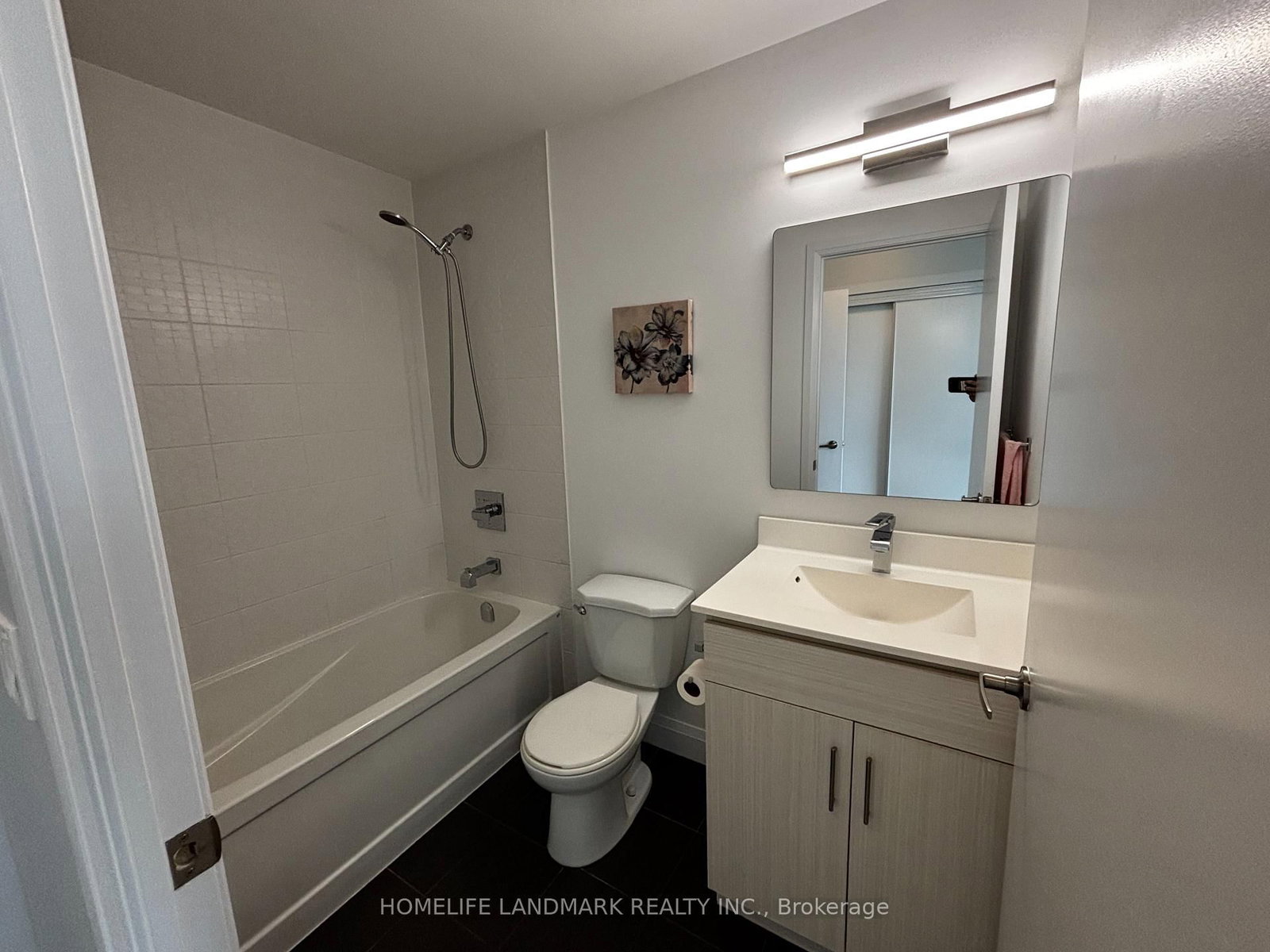 68 Canterbury Placeway • #1809 • Toronto, ON photo 14