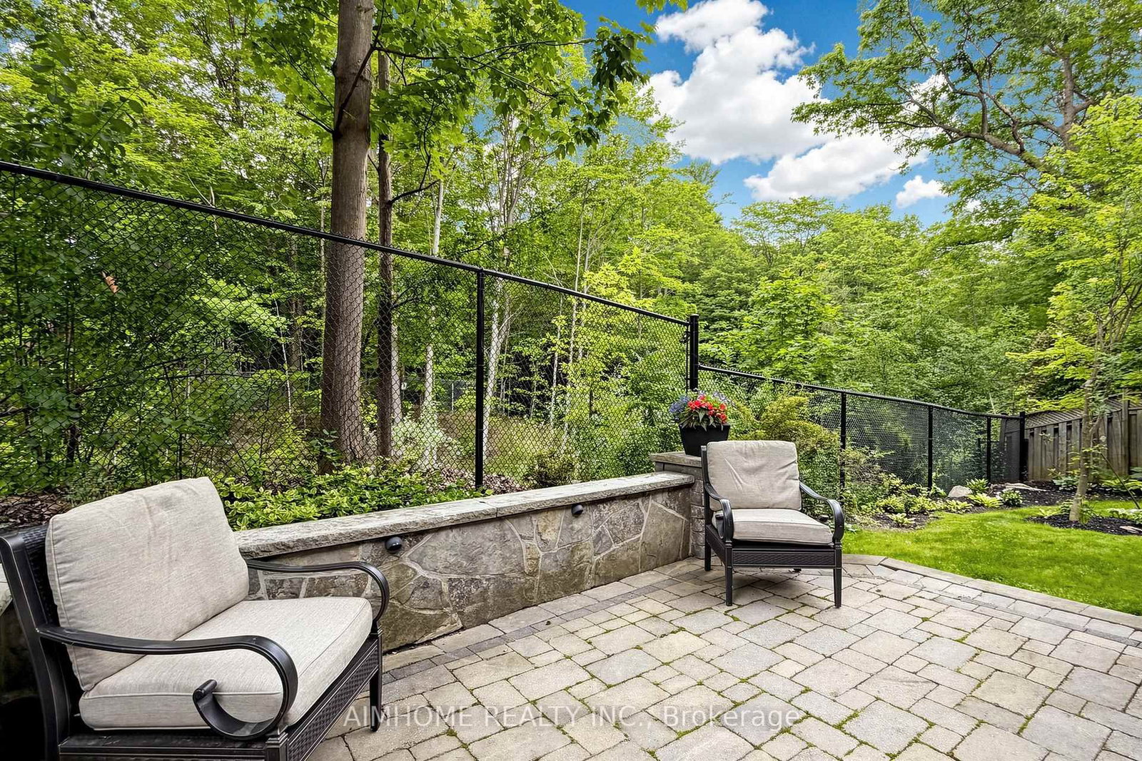 93 Clarinda Drive • Toronto, ON photo 30