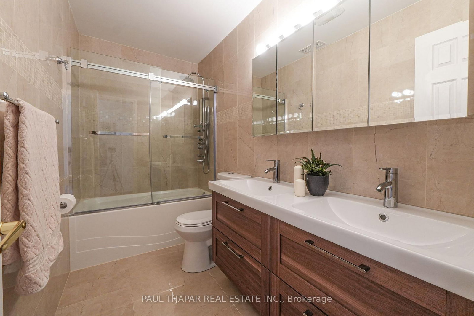 60 Seneca Hill Drive • Toronto, ON photo 14