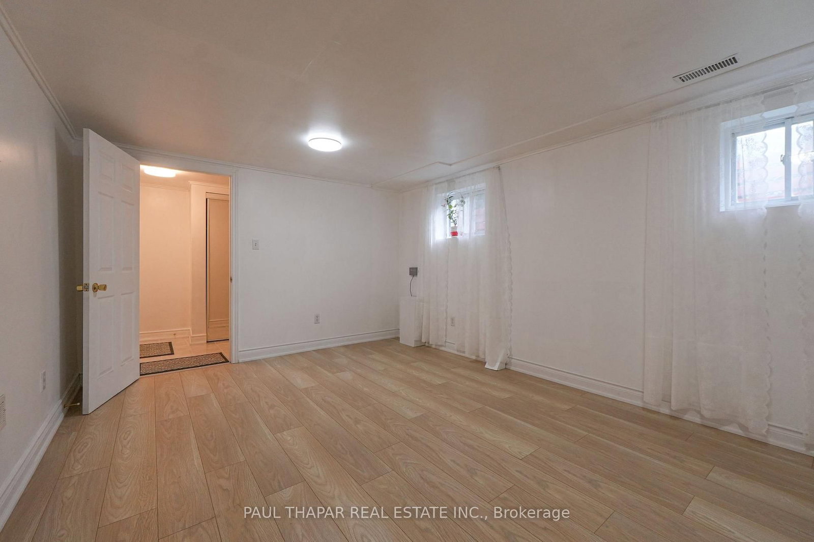 60 Seneca Hill Drive • Toronto, ON photo 18