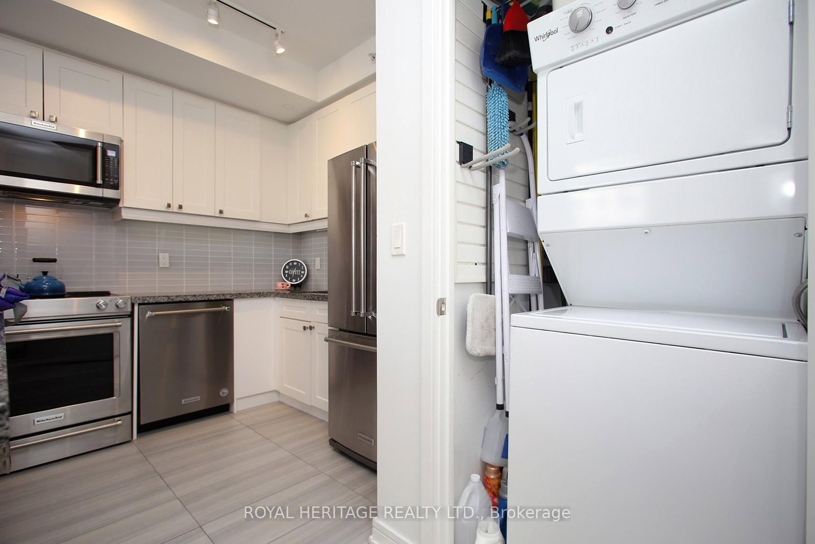 621 Sheppard Avenue E • #TPH08 • Toronto, ON photo 21