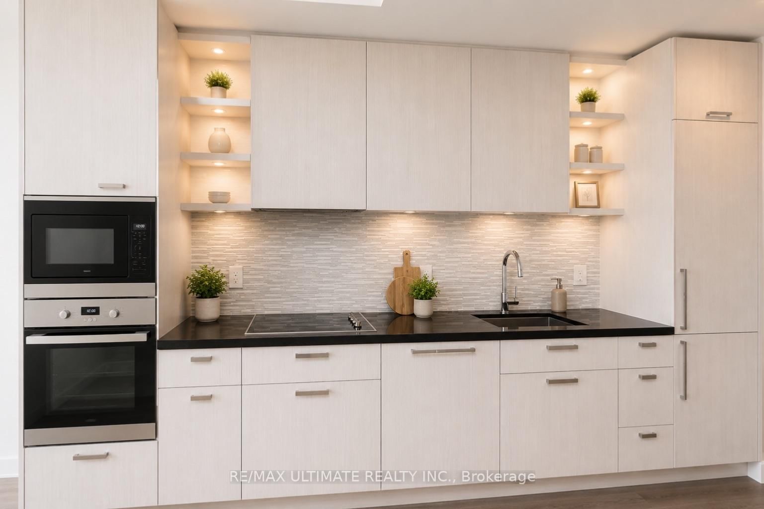32 Davenport Road • #306 • Toronto, ON photo 10