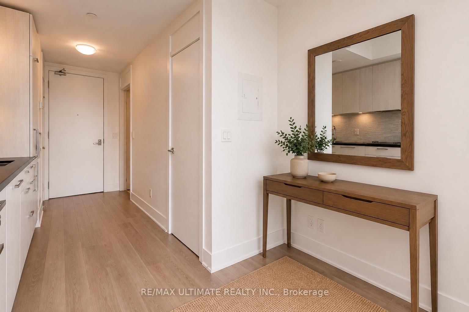 32 Davenport Road • #306 • Toronto, ON photo 11