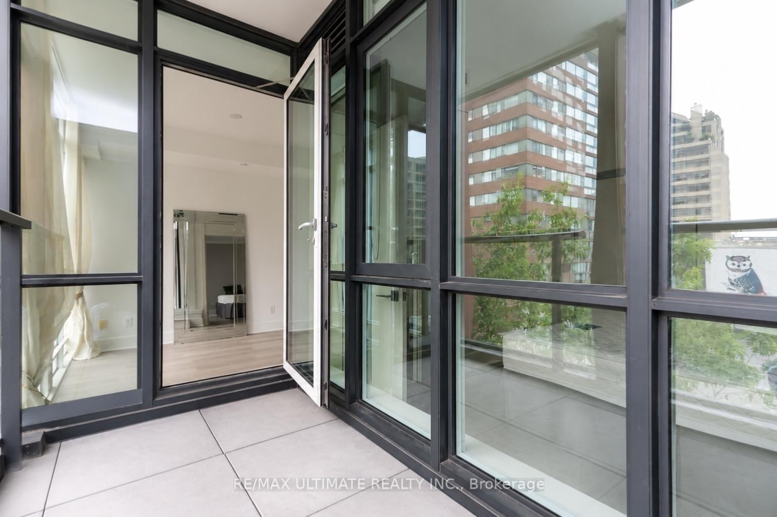 32 Davenport Road • #306 • Toronto, ON photo 21