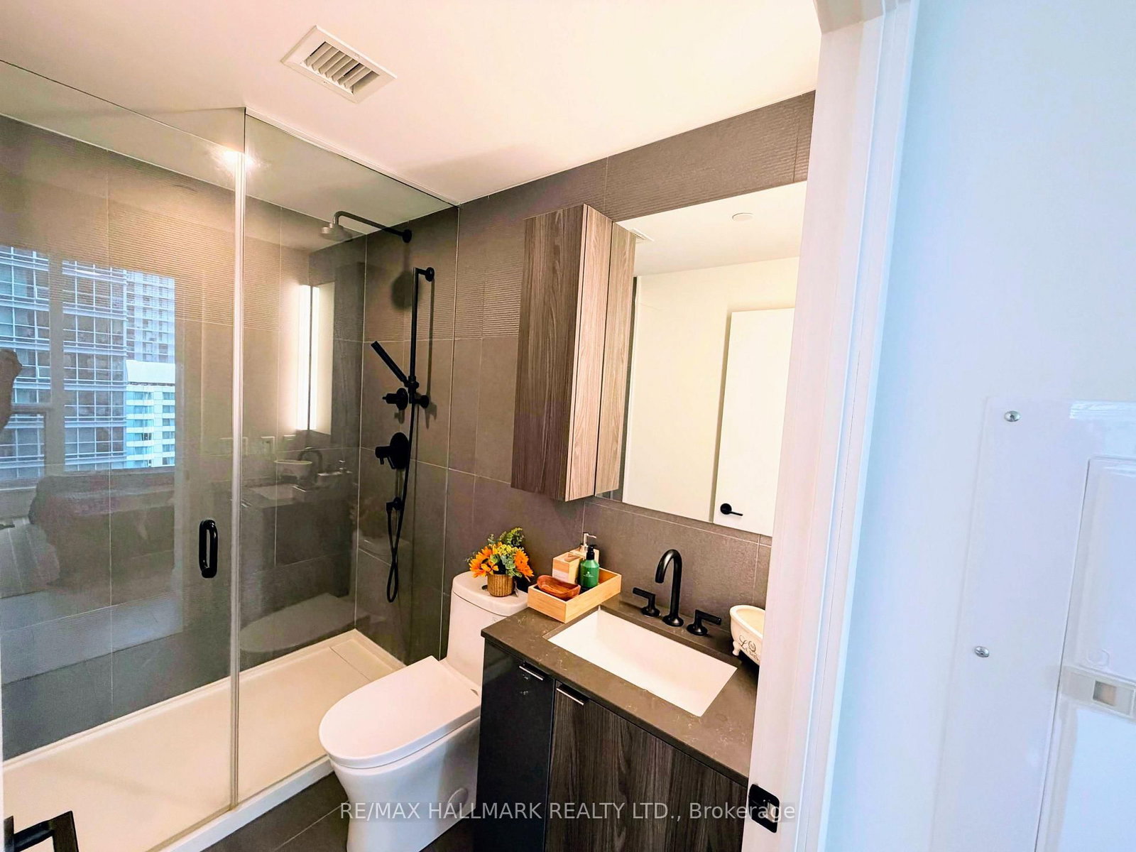 35 Mercer Street • #2014 • Toronto, ON photo 16