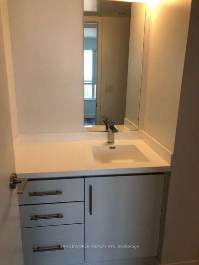 181 Huron Street • #707 • Toronto, ON photo 8