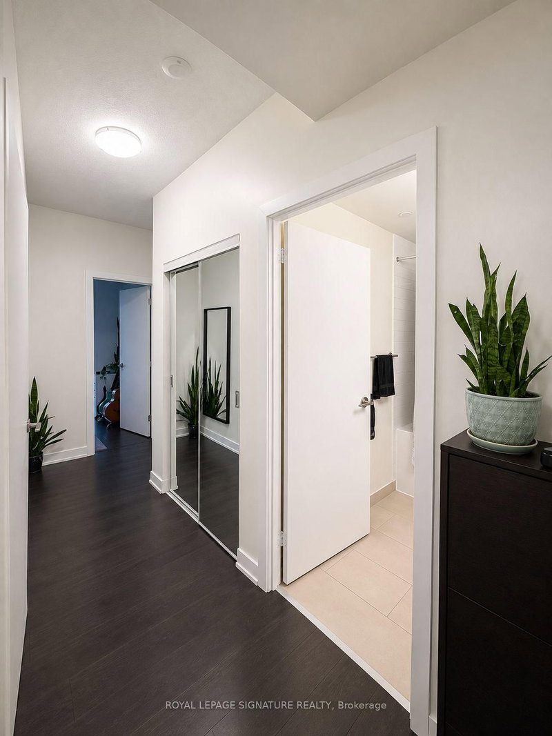 1204 - 1603 Eglinton Avenue W