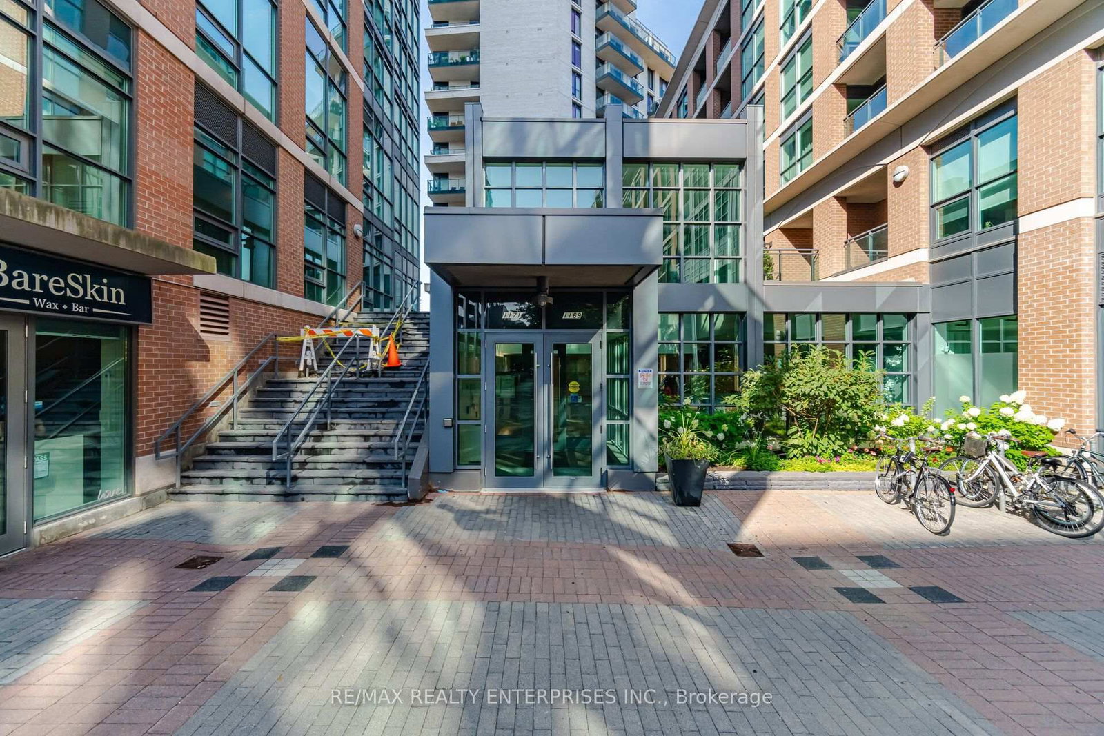 1169 Queen Street W • #608 • Toronto, ON photo 4