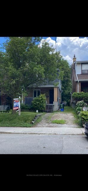 121 MAPLEWOOD Avenue