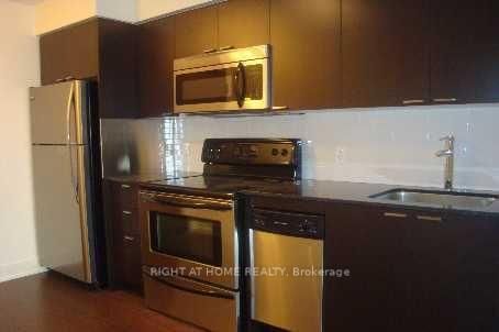 1008 - 23 Sheppard Avenue E