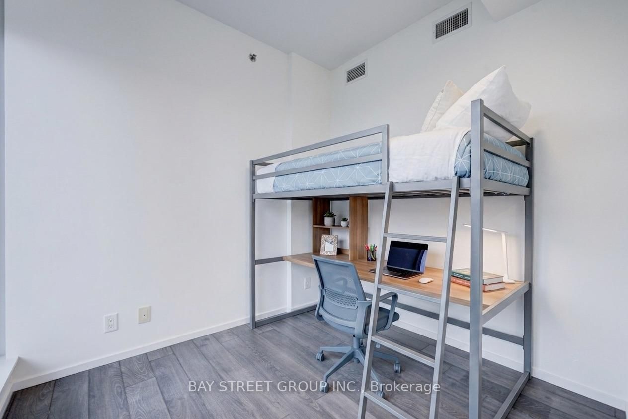 5 St. Joseph Street • #3905 • Toronto, ON photo 14