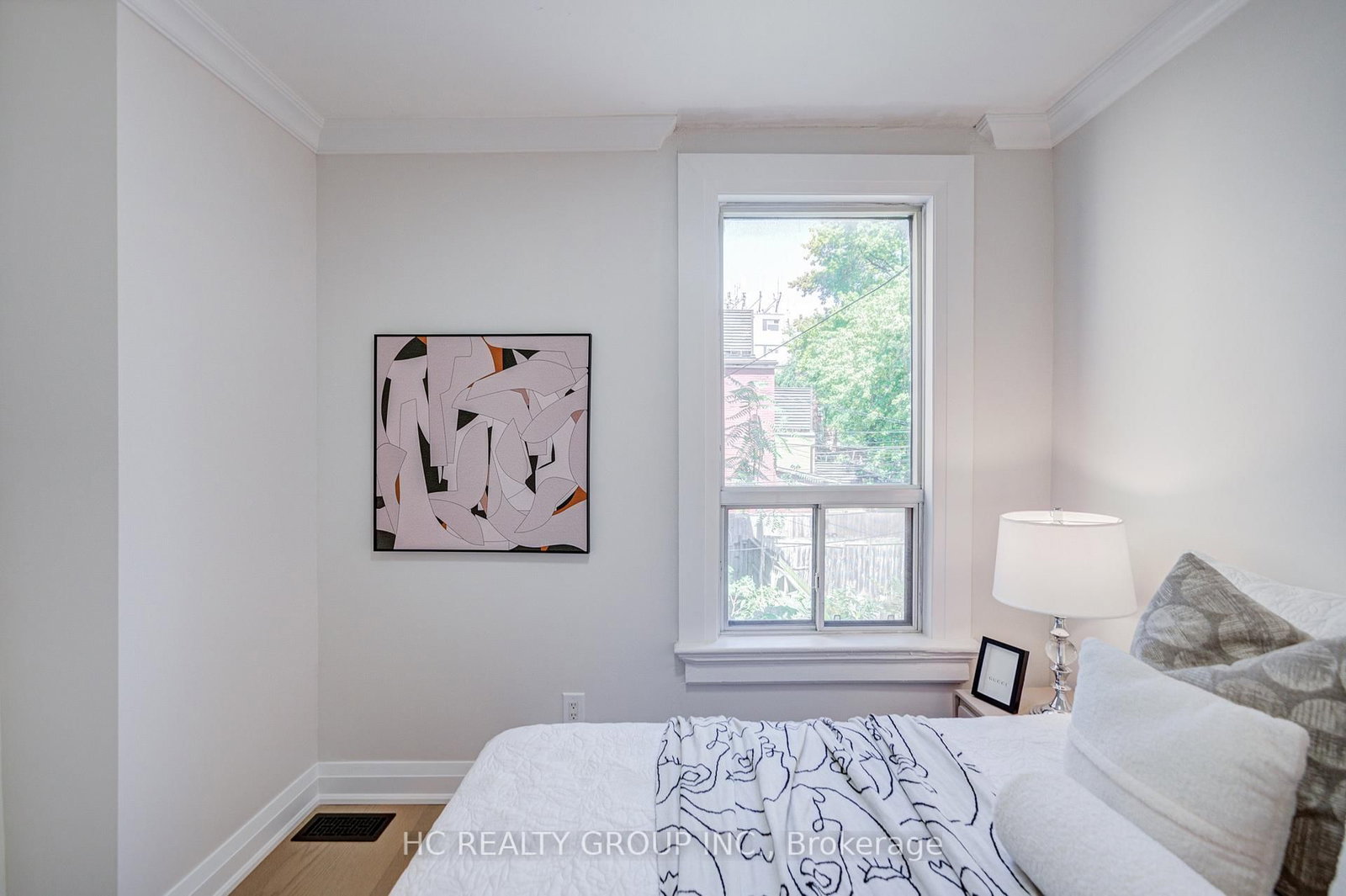 64 Wales Avenue • Toronto, ON photo 26