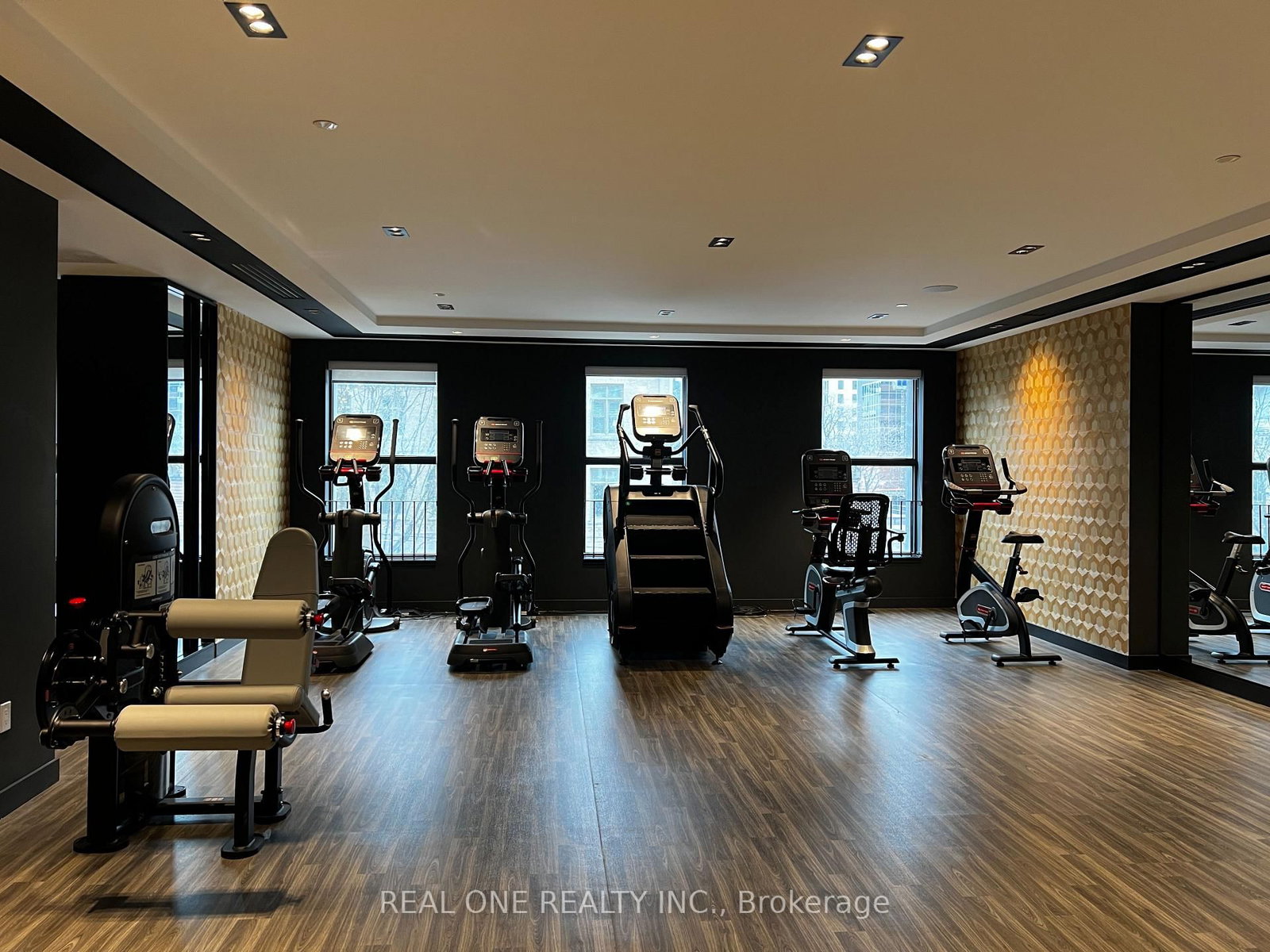 82 Dalhousie Street • #2908 • Toronto, ON photo 8