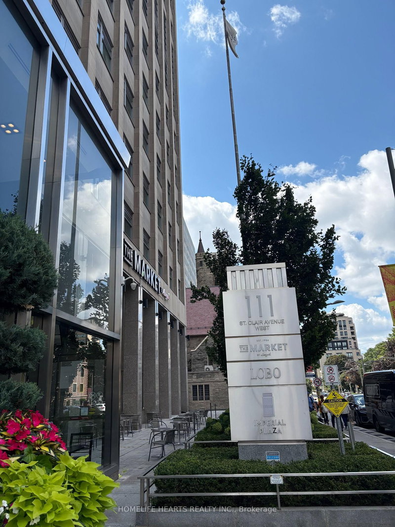 423 - 111 St Clair Avenue W